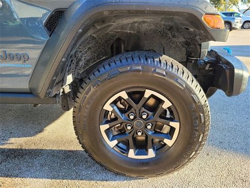 Used 2024 Jeep Wrangler Unlimited Rubicon 4xe image 26