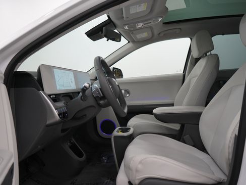 Certified 2024 Hyundai Ioniq 5 Limited AWD/4WD image 23