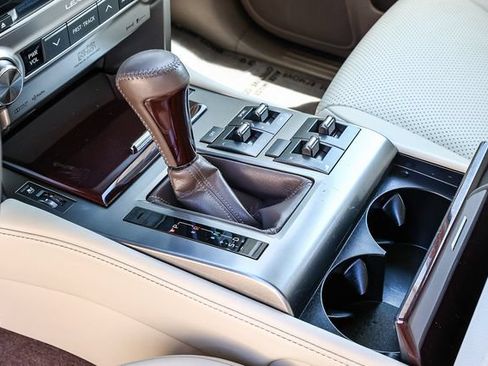 Used 2018 Lexus GX 460 Luxury w/ Preferred Accessory Package AWD/4WD image 21