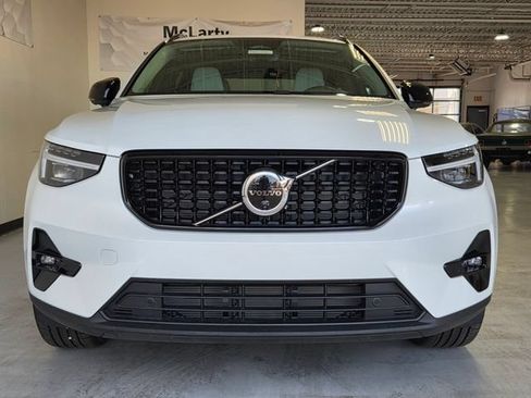New 2026 Volvo XC40 B5 Plus w/ Protection Package Premier AWD/4WD image 7