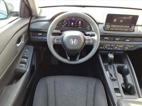 Used 2023 Honda Accord EX image 7