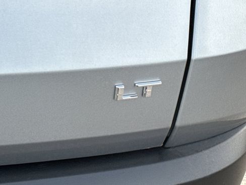 Certified 2024 Chevrolet Traverse LT image 9