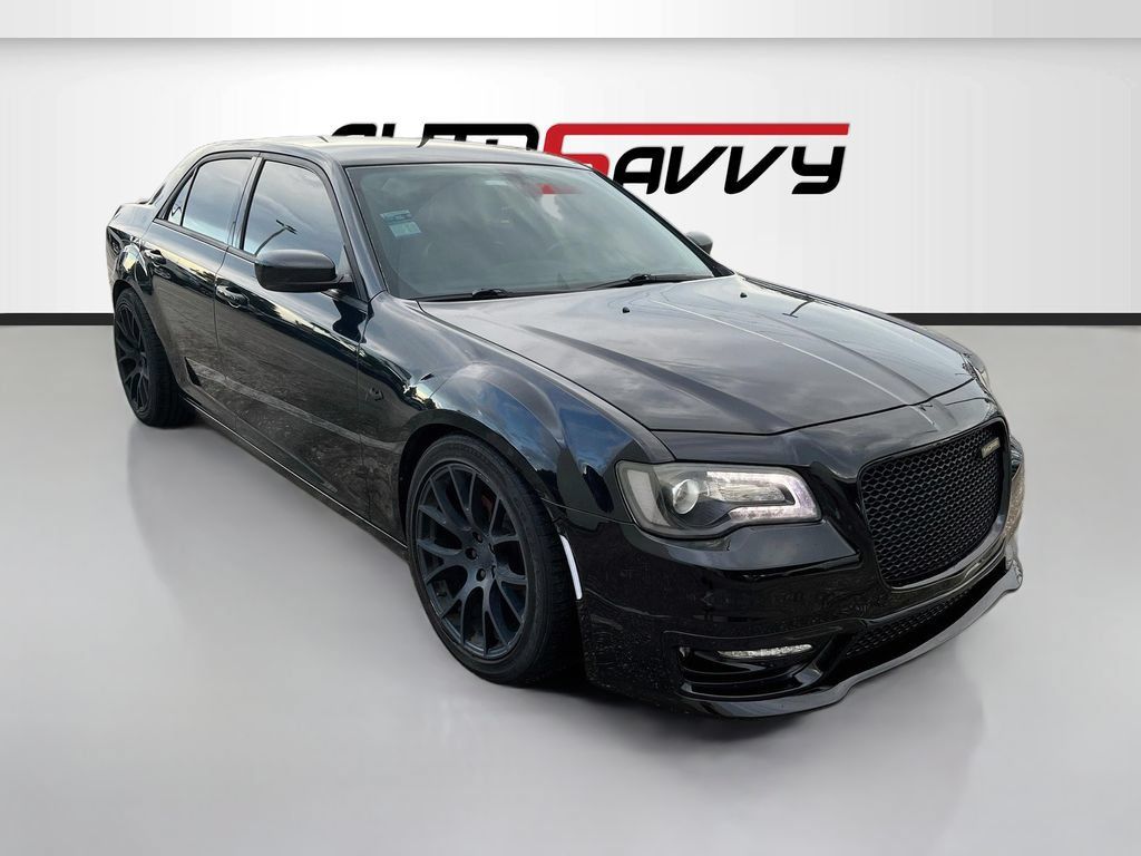 Used 2019 Chrysler 300 Limited RWD image 1