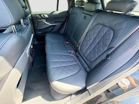 Used 2025 BMW X5 xDrive40i w/ Premium Package AWD/4WD image 25