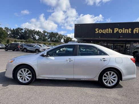 Used 2012 Toyota Camry XLE FWD image 8