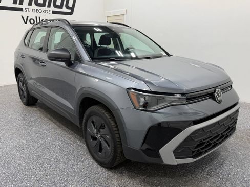 Used 2026 Volkswagen Taos S FWD image 9