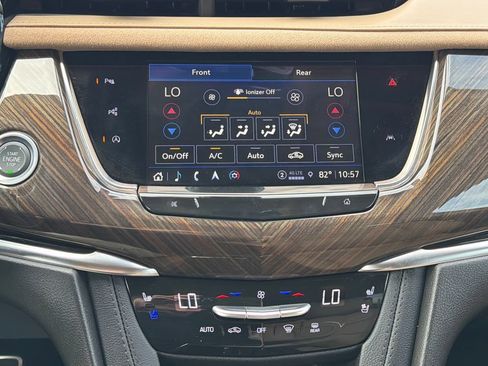 Certified 2025 Cadillac XT6 Sport w/ Platinum Package AWD/4WD image 9