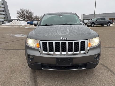 Used 2012 Jeep Grand Cherokee Overland image 4