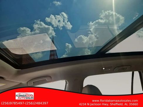 Used 2021 Volkswagen Atlas SE w/ Panoramic Sunroof Package FWD image 14