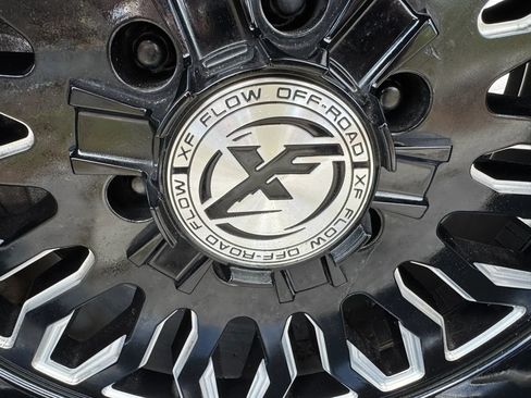 Used 2020 Chevrolet Silverado 1500 Custom Trail Boss w/ Custom Convenience Package image 9