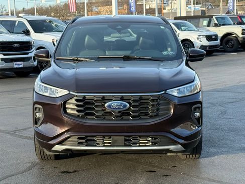 Used 2023 Ford Escape ST-Line Select w/ Tech Pack #2 image 8