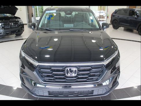 Certified 2024 Honda CR-V LX image 2