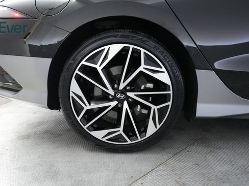 Used 2024 Hyundai Ioniq 6 Limited RWD image 22