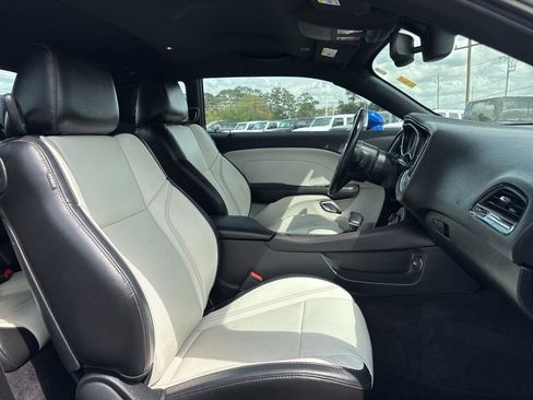 Used 2018 Dodge Challenger SXT Plus image 19