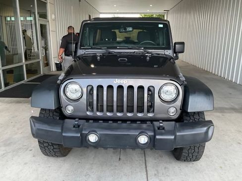 Used 2018 Jeep Wrangler Unlimited Sport S AWD/4WD image 23