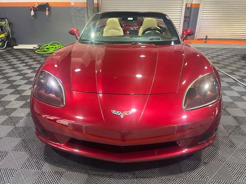 Used 2007 Chevrolet Corvette Convertible w/ Preferred Equipment Group image 16