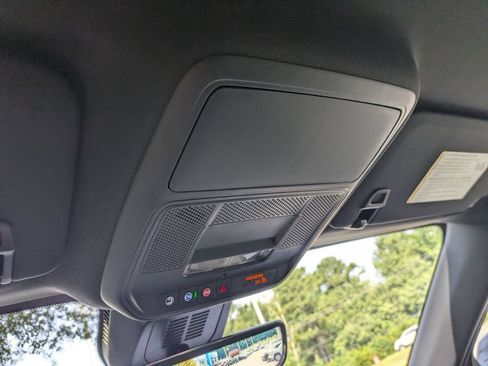 New 2026 Chevrolet Equinox LT w/ Safety and Technology Package FWD image 23