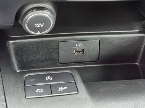 Used 2019 Ford Ranger XL w/ Equipment Group 101A Mid RWD image 20