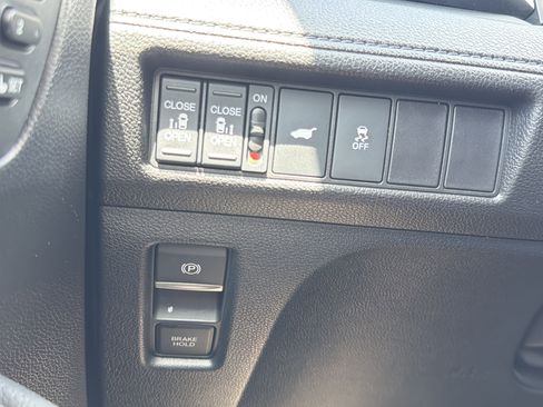 Used 2025 Honda Odyssey EX-L image 11