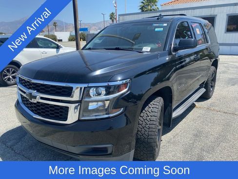 Used 2018 Chevrolet Tahoe LT w/ LT Midnight Edition RWD image 6