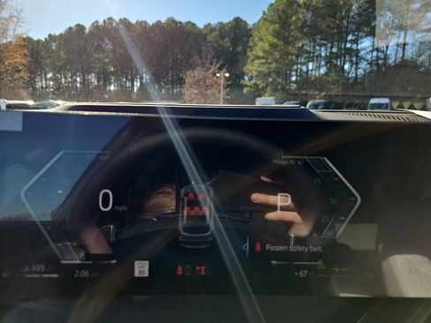 New 2026 BMW X5 xDrive50e w/ Climate Comfort Package image 21