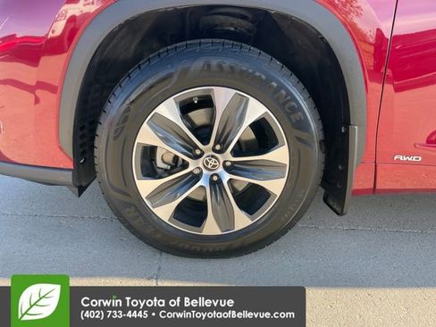 Used 2021 Toyota Highlander XLE w/ Protection Package #3 (TMS) AWD/4WD image 26