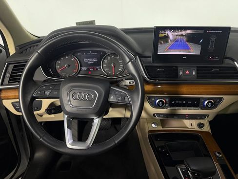 Used 2023 Audi Q5 2.0T Premium w/ Convenience Package AWD/4WD image 17