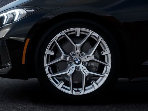 Used 2025 BMW 330i Sedan w/ Premium Package image 37