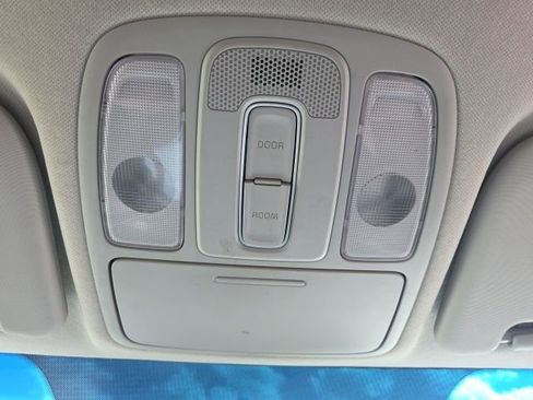 Used 2018 Kia Soul image 24