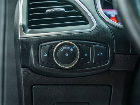 Used 2015 Ford Edge Titanium w/ Equipment Group 302A image 42