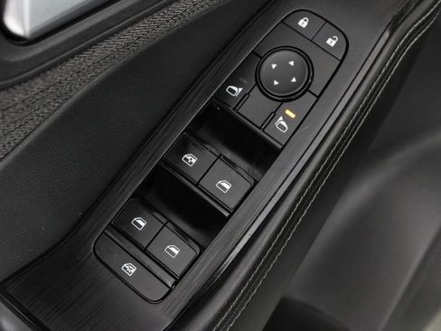 Used 2021 Nissan Rogue SV image 23