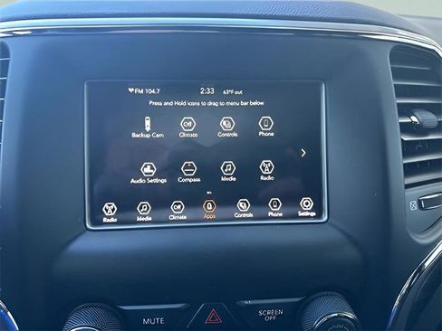 Used 2021 Jeep Grand Cherokee Laredo image 29