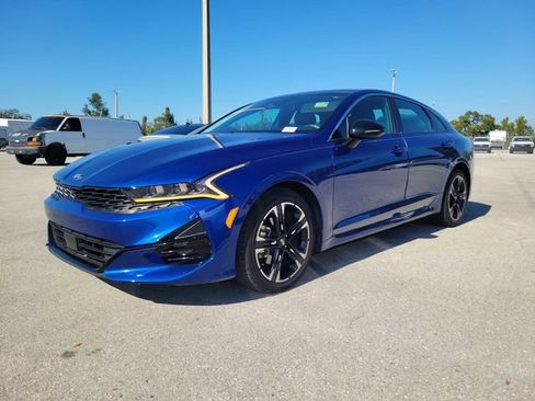 Used 2021 Kia K5 GT-Line w/ GT-Line FWD Premium Package image 2