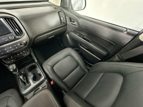 Used 2022 GMC Canyon AT4 w/ Trailering Package AWD/4WD image 11