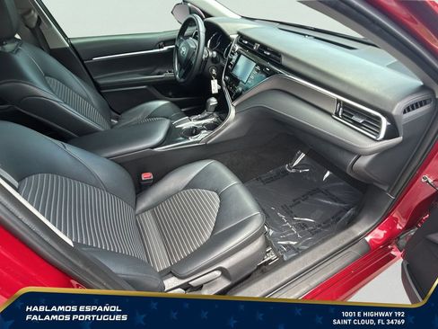 Used 2018 Toyota Camry SE FWD image 31
