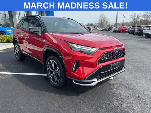 Used 2023 Toyota RAV4 XSE w/ Weather Package image 4