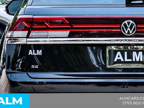 Used 2025 Volkswagen Atlas Cross Sport SE FWD image 13