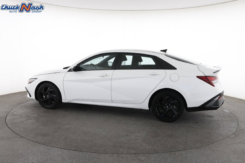 Used 2026 Hyundai Elantra Sport FWD image 8
