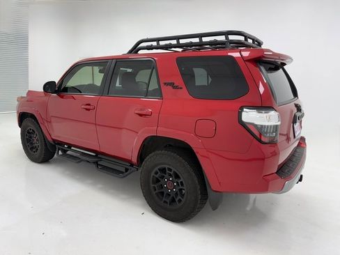 Used 2024 Toyota 4Runner TRD Off-Road Premium image 17
