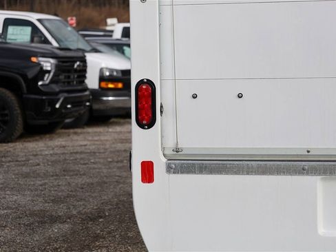 New 2026 Chevrolet Express 3500 w/ Power Convenience Package image 6