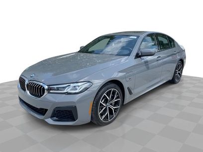 Used 2022 BMW 530e xDrive w/ Premium Package