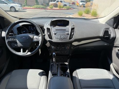 Used 2018 Ford Escape SE w/ SE Sport Appearance Package AWD/4WD image 14