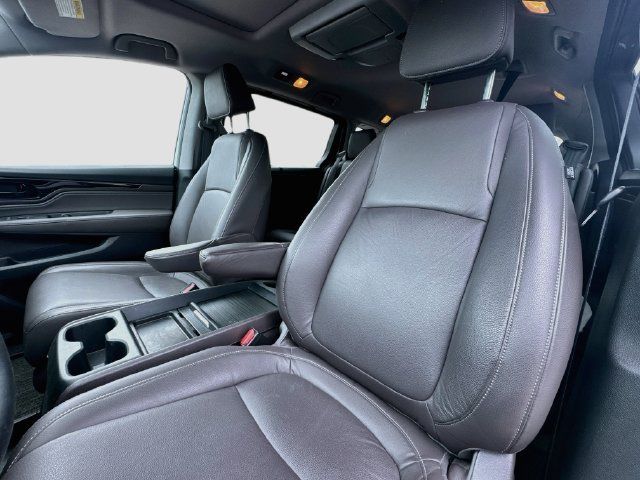 Certified 2024 Honda Odyssey Touring image 21
