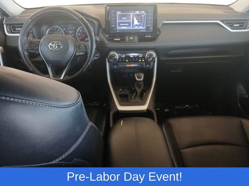 Used 2022 Toyota RAV4 XLE Premium FWD image 2