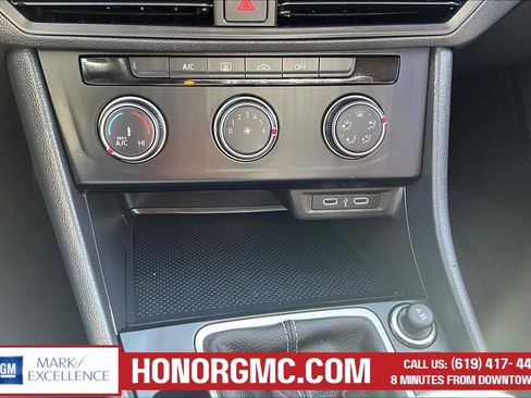 Used 2024 Volkswagen Jetta S image 15