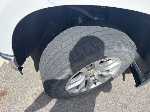 Used 2020 Chevrolet Silverado 1500 LT w/ All-Star Edition image 2