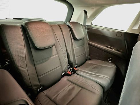 Used 2024 Mercedes-Benz GLS 450 4MATIC image 31