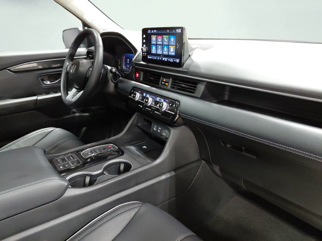 Used 2025 Honda Pilot Elite image 13