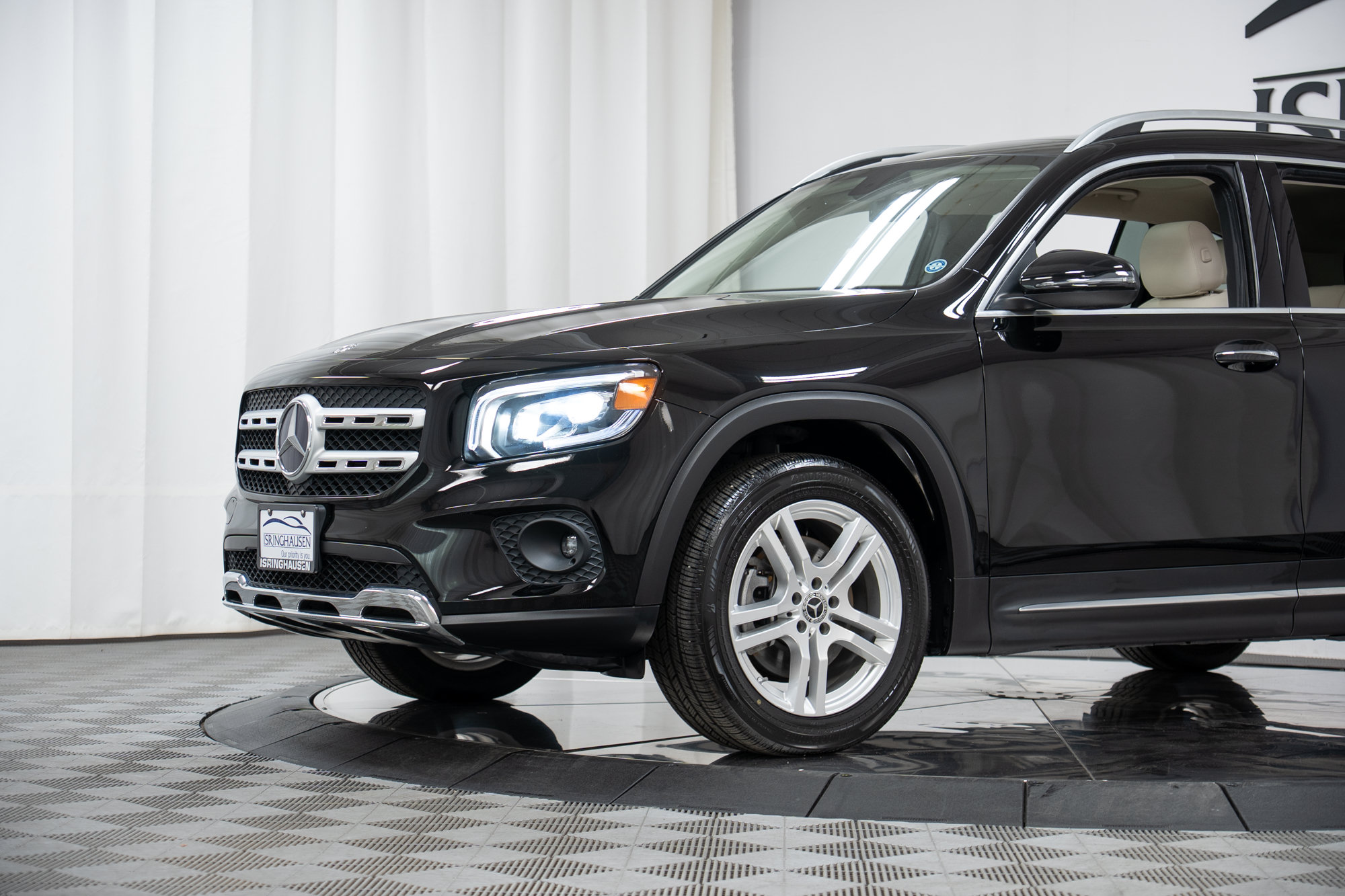 Certified 2020 Mercedes-Benz GLB 250 4MATIC image 25
