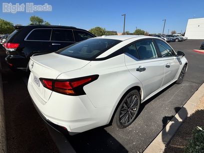 Used 2025 Nissan Altima 2.5 SV